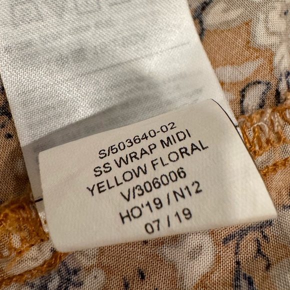 Old Navy Wrap Midi Floral Dress size XS - Picture 4 of 7